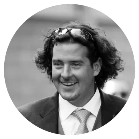 James-2-style-1-bw-plus-border-circle