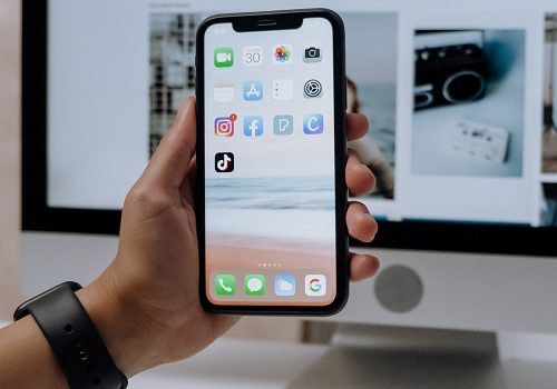 Digital Marketing : TikTok Vs YouTube