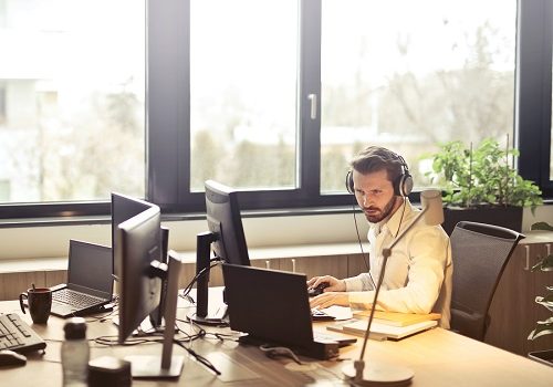 Tech News : Nearly Half of Employees Use Risky Login Practices